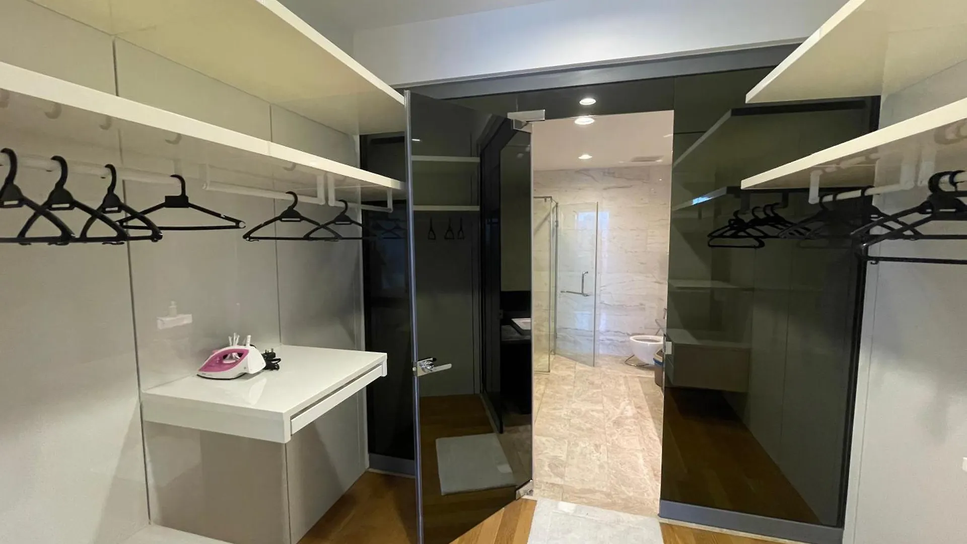 Platinum Klcc By Dh Home Kuala Lumpur Homestay